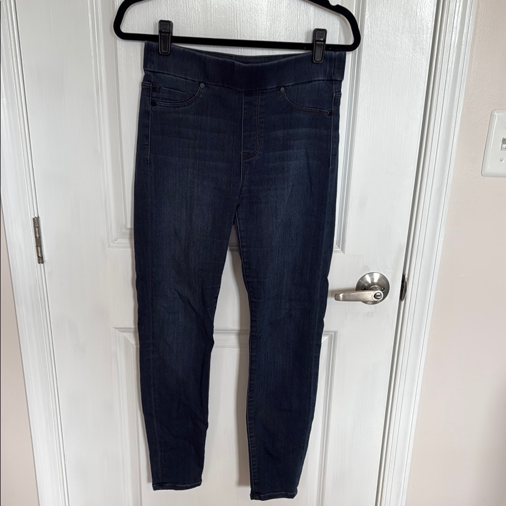 Women's Dark Blue Jeans